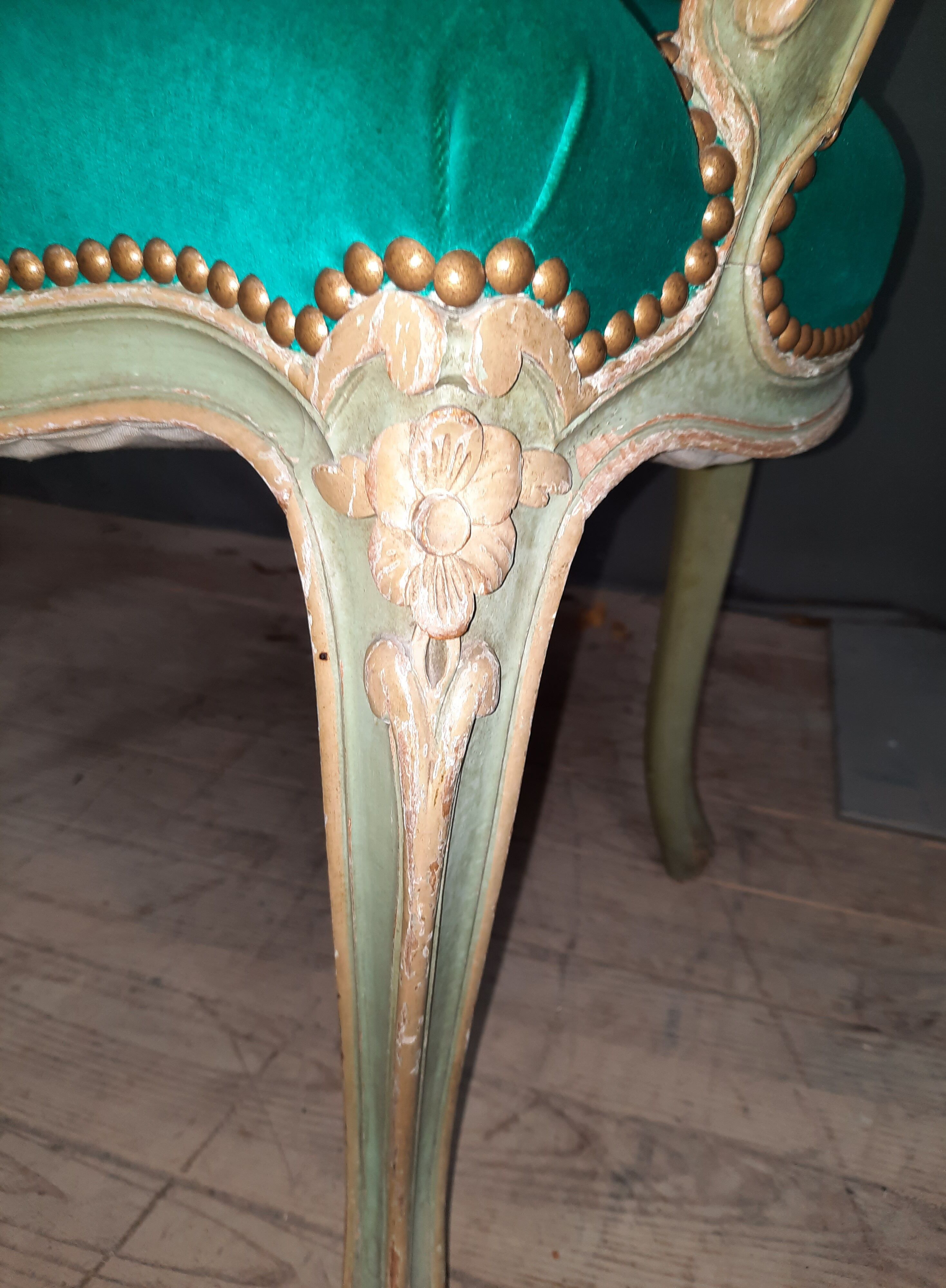 Paire de fauteuils style Louis XV