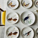 Service modèle oiseaux en faïence polychrome Gien peinte à la main