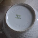 Teapot, sugar bowl, milk jug, jam jar.