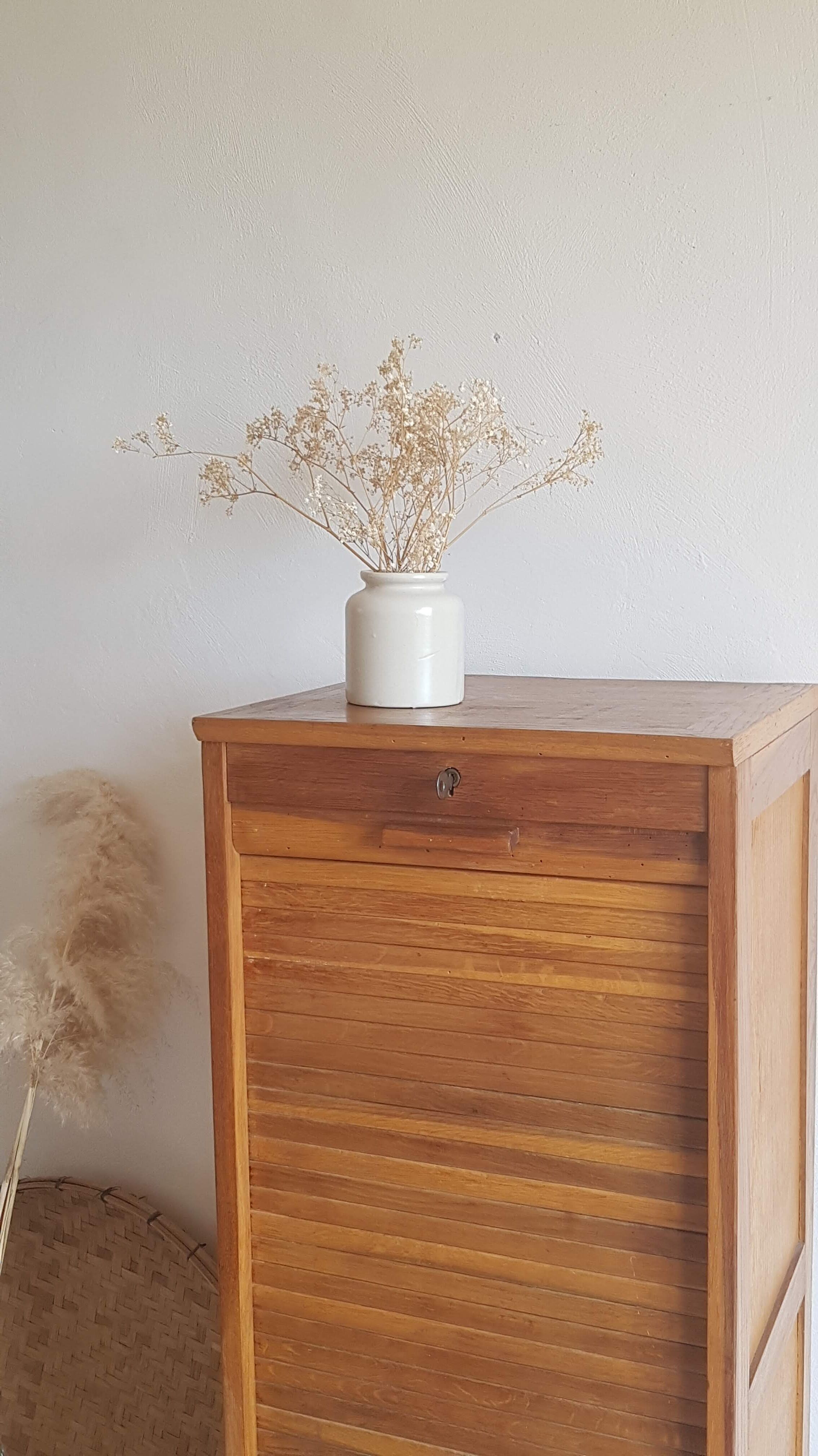 Vintage curtain binder