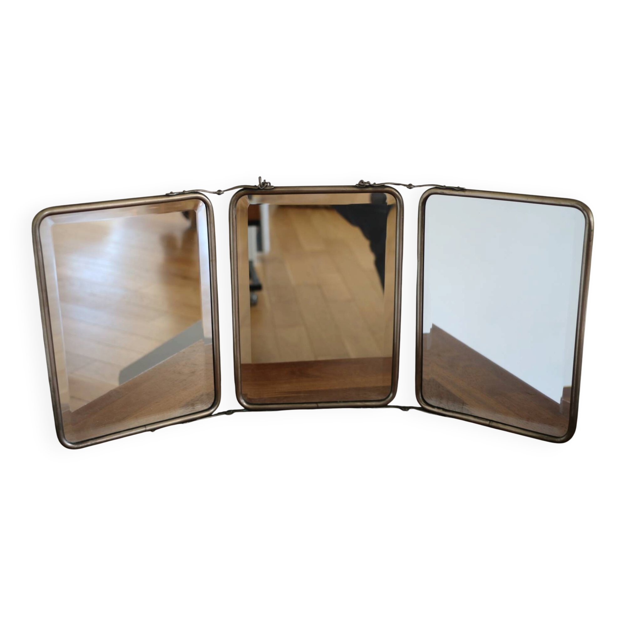 Bevelled triptych barber mirror (645*290mm)