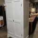 Armoire parisienne blanche