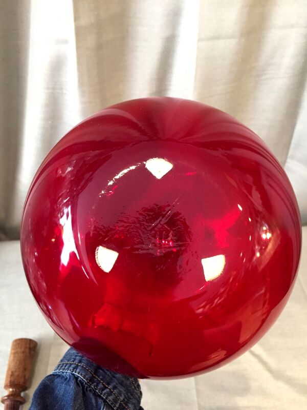 Bouteille ou soliflore rouge oignon avec bouchon en bois vintage murano