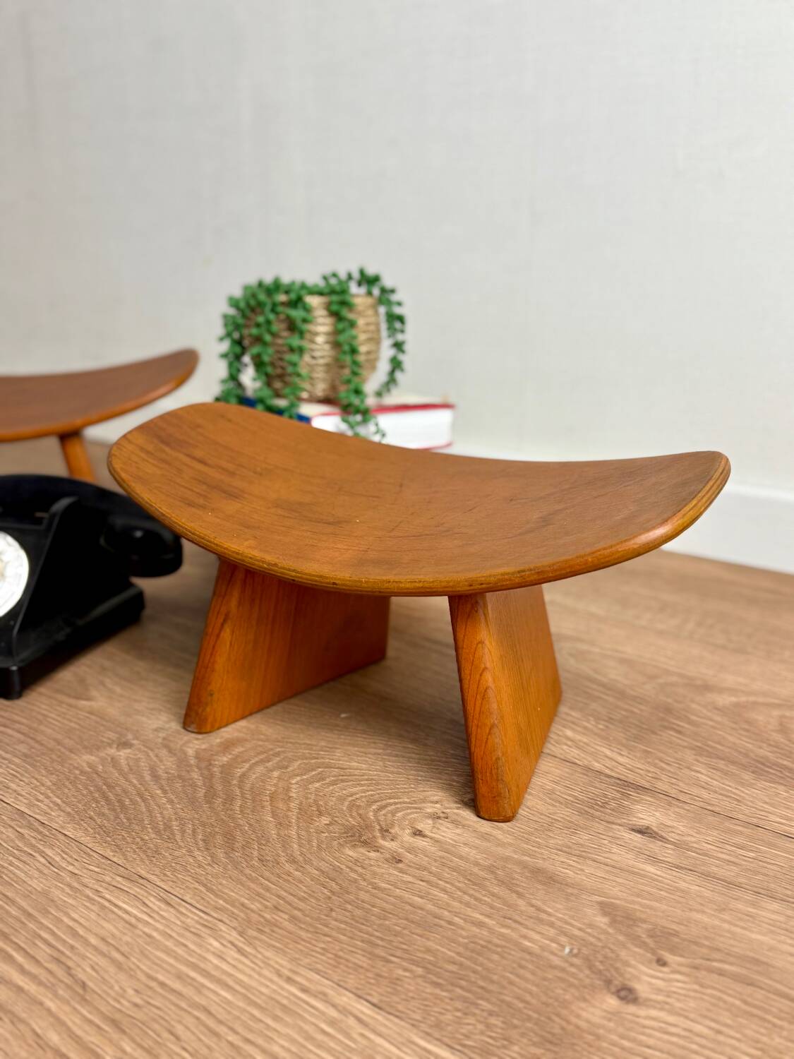 Yoga stools - mediation - Alain Gaubert -