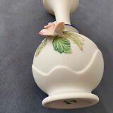 Mini vase soliflore blanc avec une rose