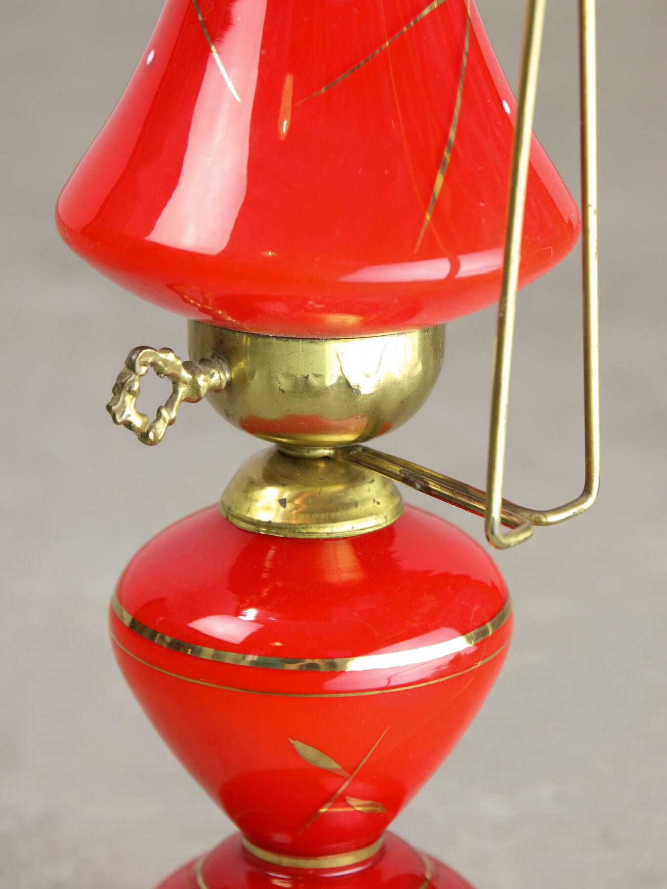 Mid-century Italian Red Glass and Brass Table / Wall Lamp
