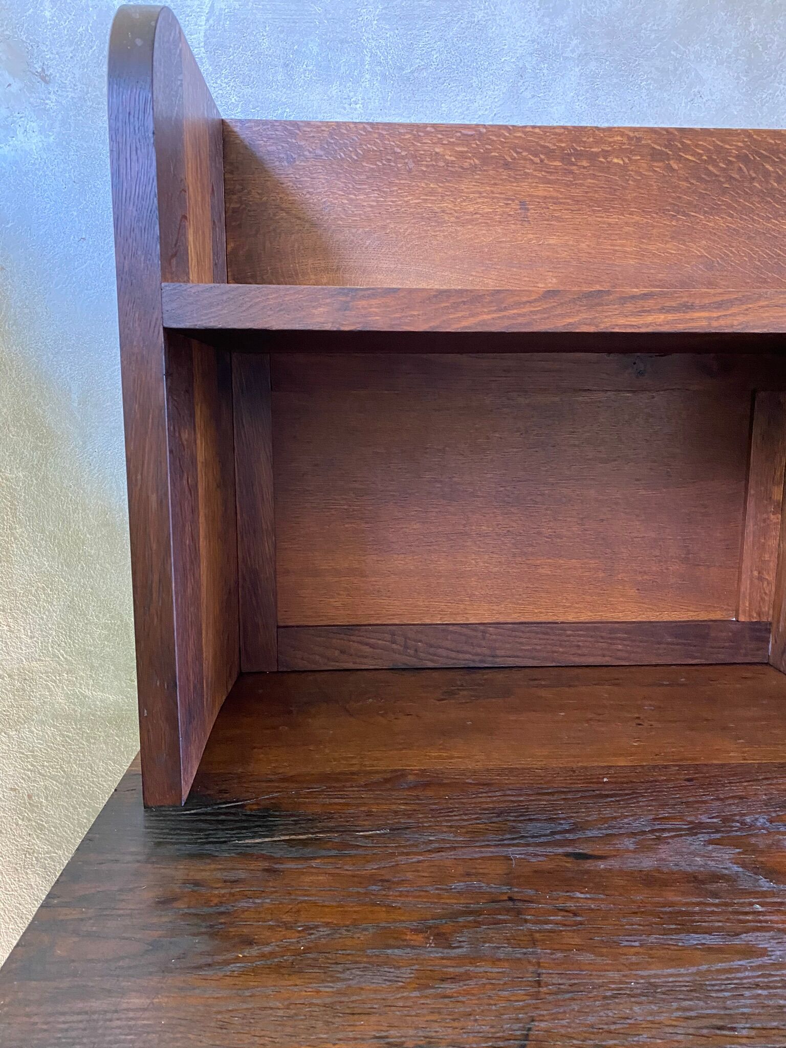 Craft furniture with vintage architect plans in solid oak