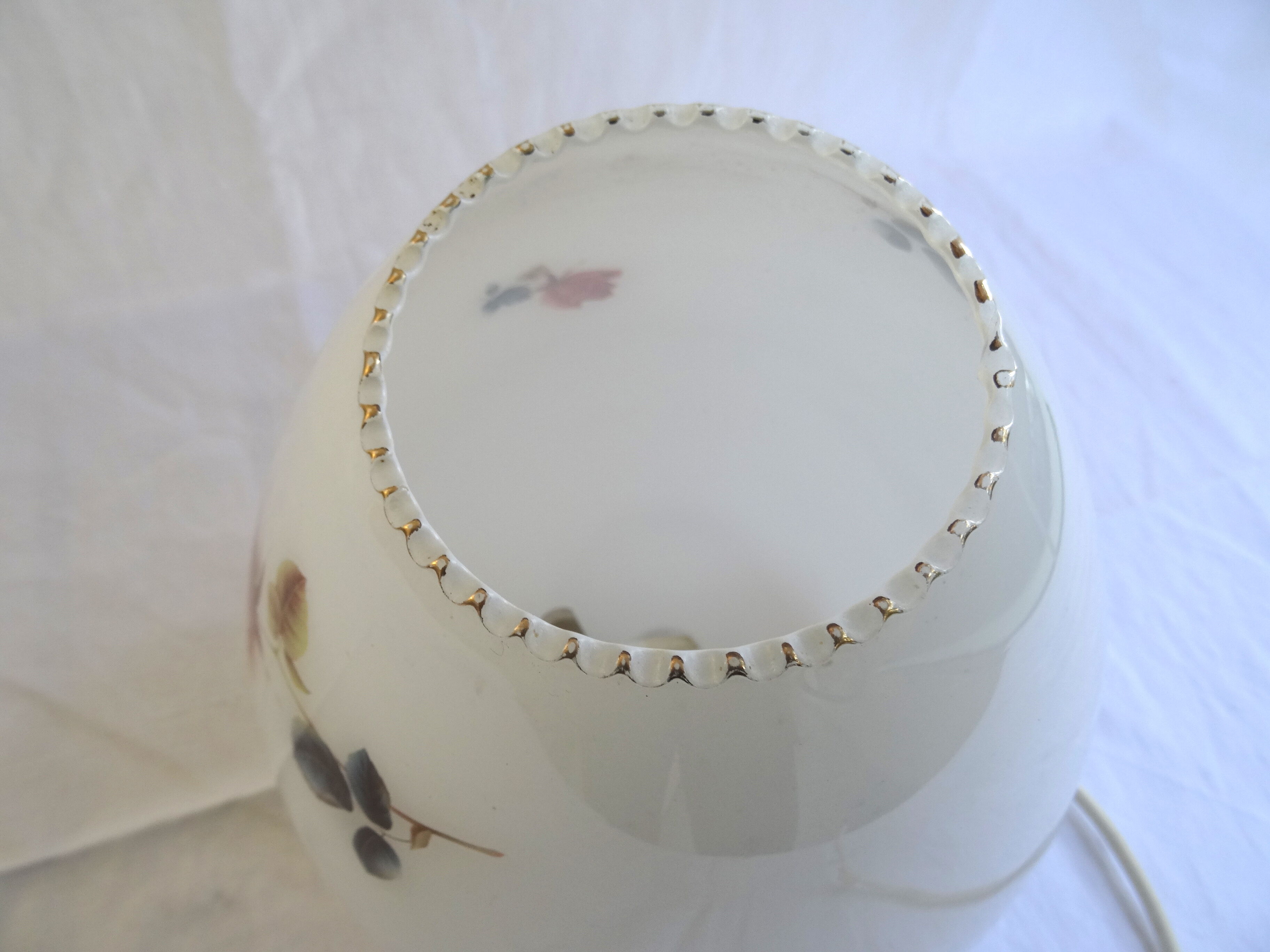 Rare hanging in white opaline