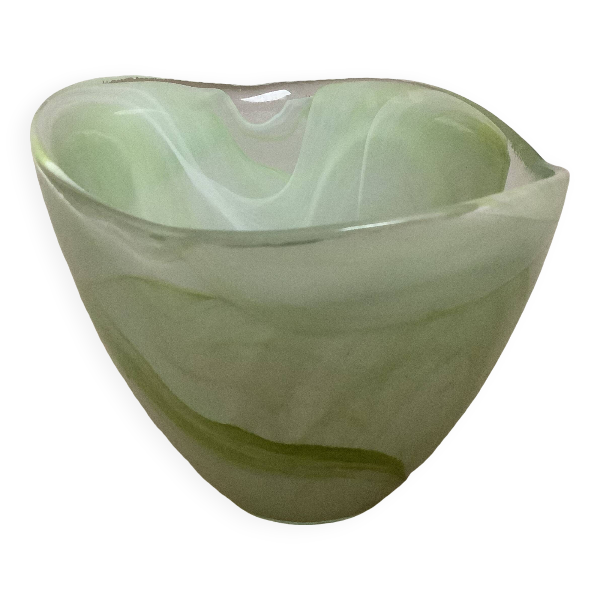 Asymmetrical glass paste ring holder