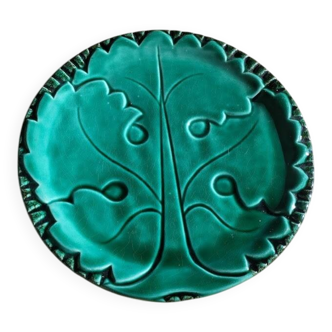 flat dish in slipware