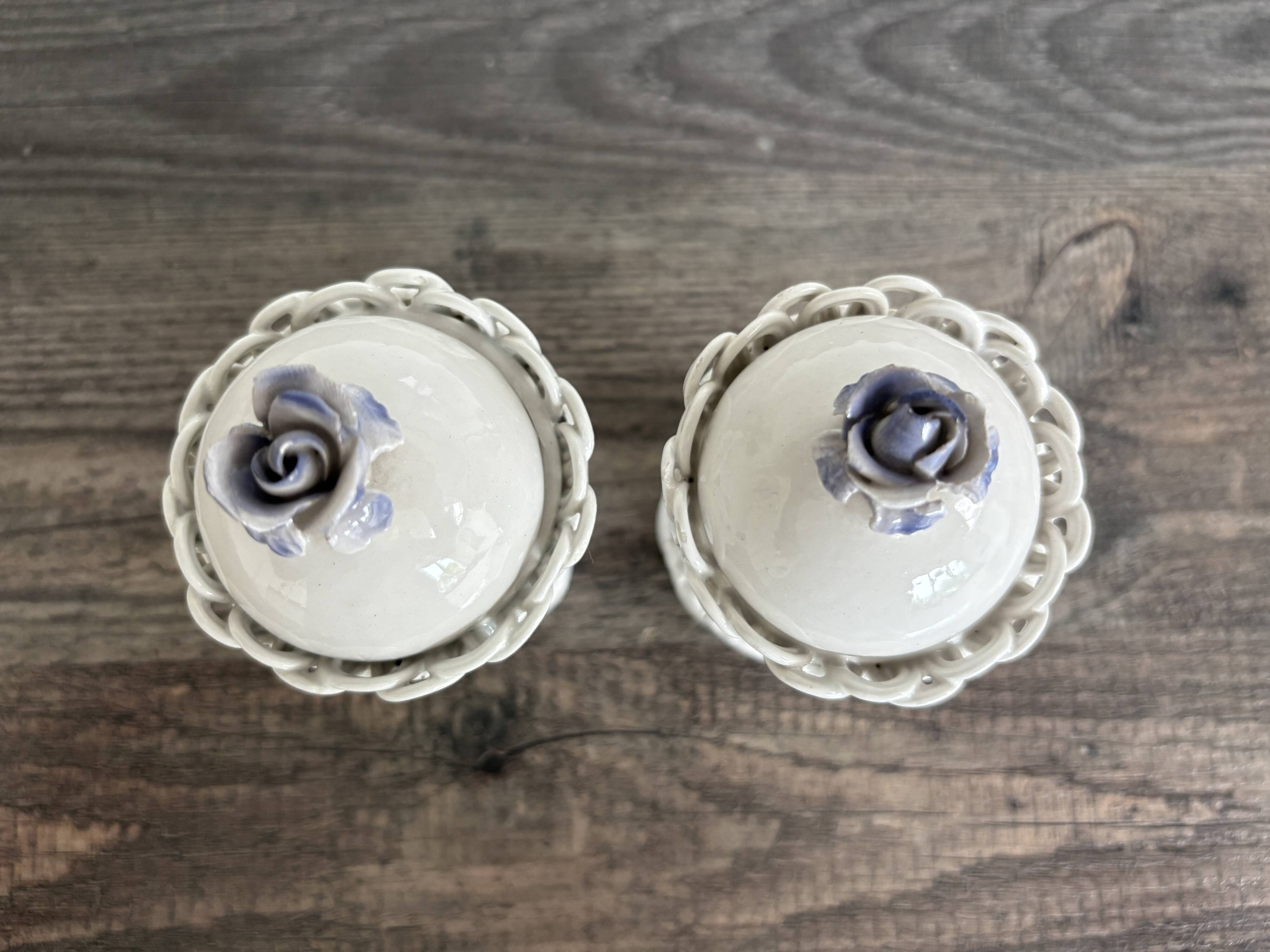 2 small porcelain pots from Capodimonte