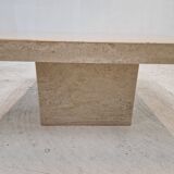 Table Basse Carrée Italienne en Travertin, 1980s