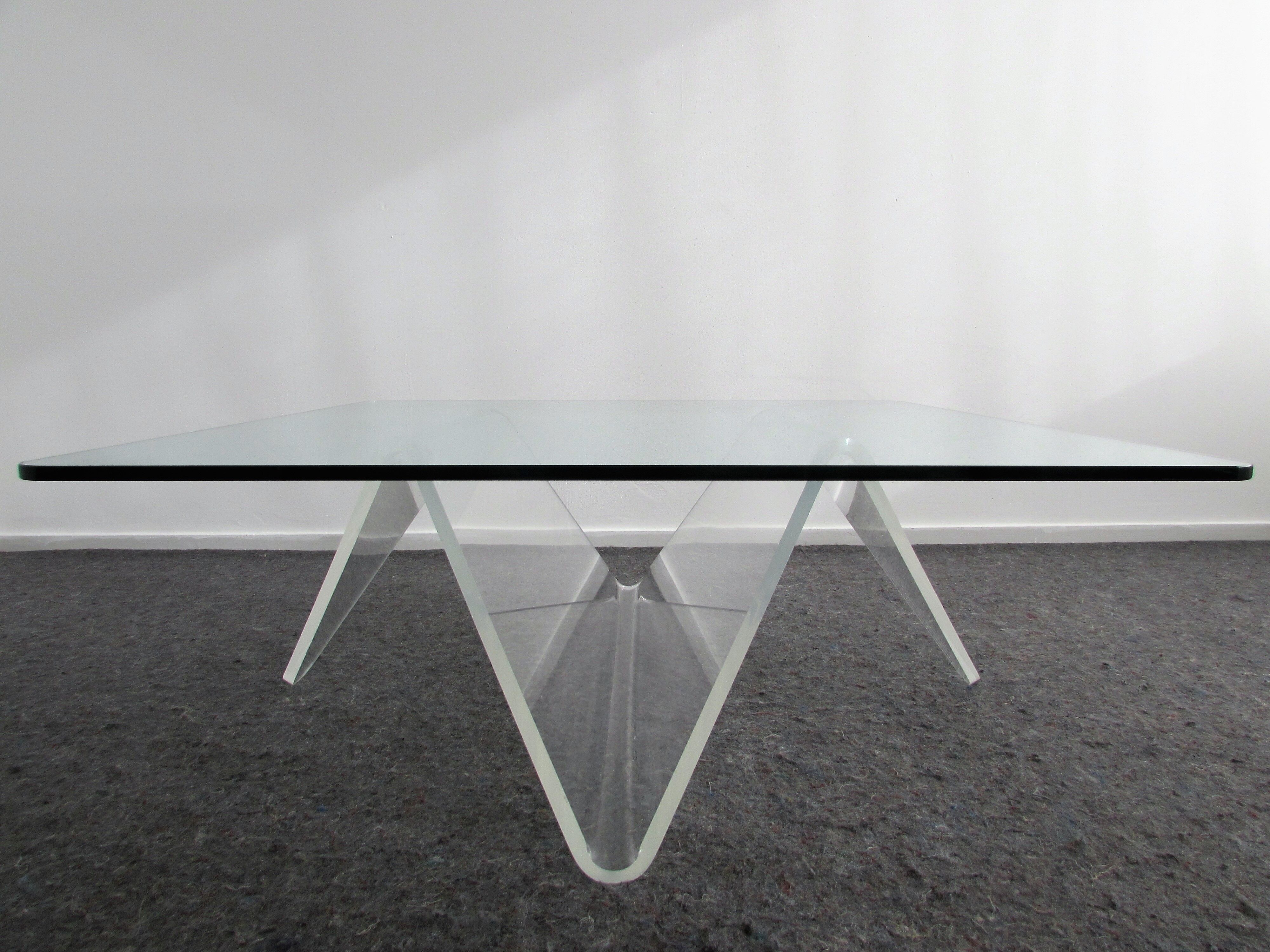 Transparant 'Wave' Coffee Table 1980's
