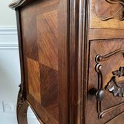Bedside table / bedside table in veneered wood, molded and carved with foliage Louis XV style