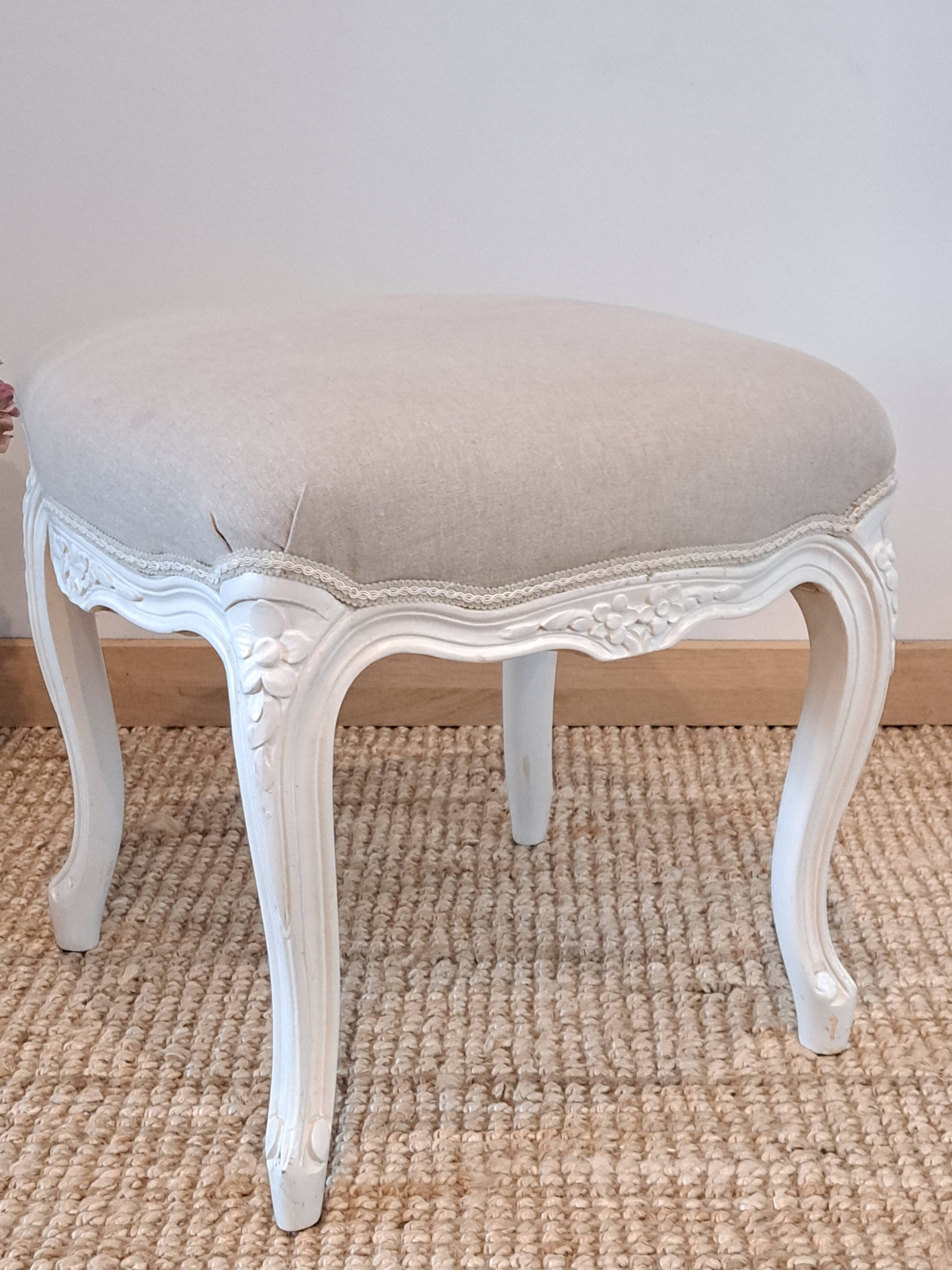 Louis XV style stool