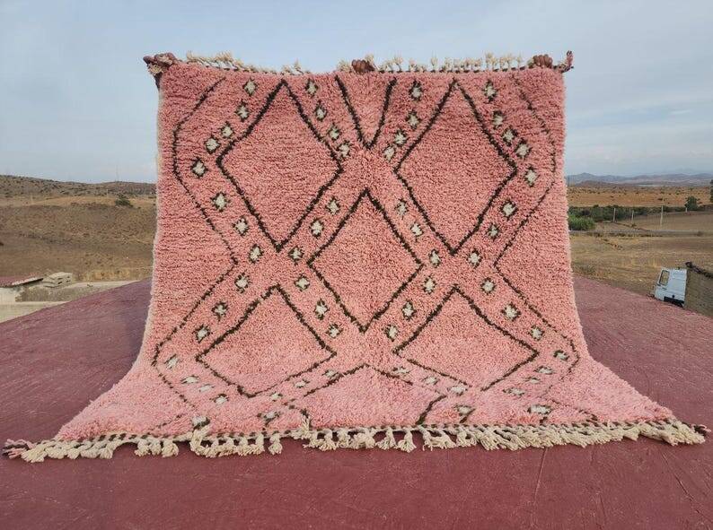 Moroccan geometric rug pink 150/250cm
