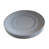 Under porcelain cups