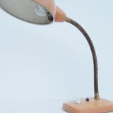 Desk lamp