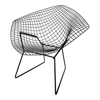 Vintage black Bertoia Diamond Chair in very good condition.