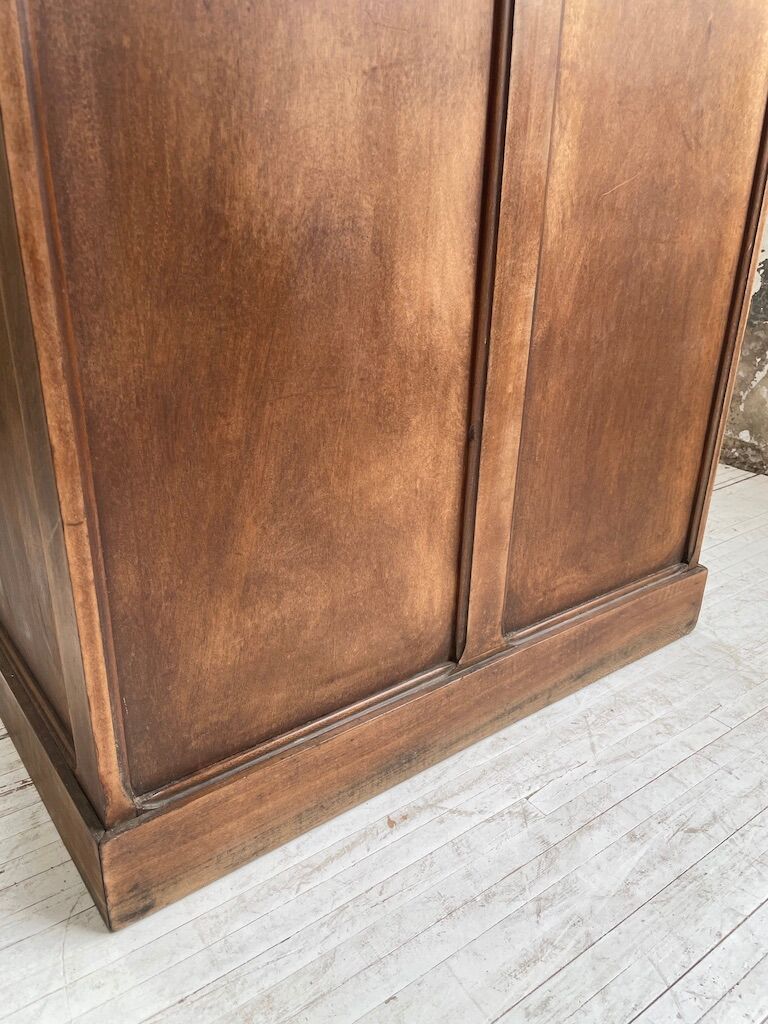 Oak trading post in early XXth century