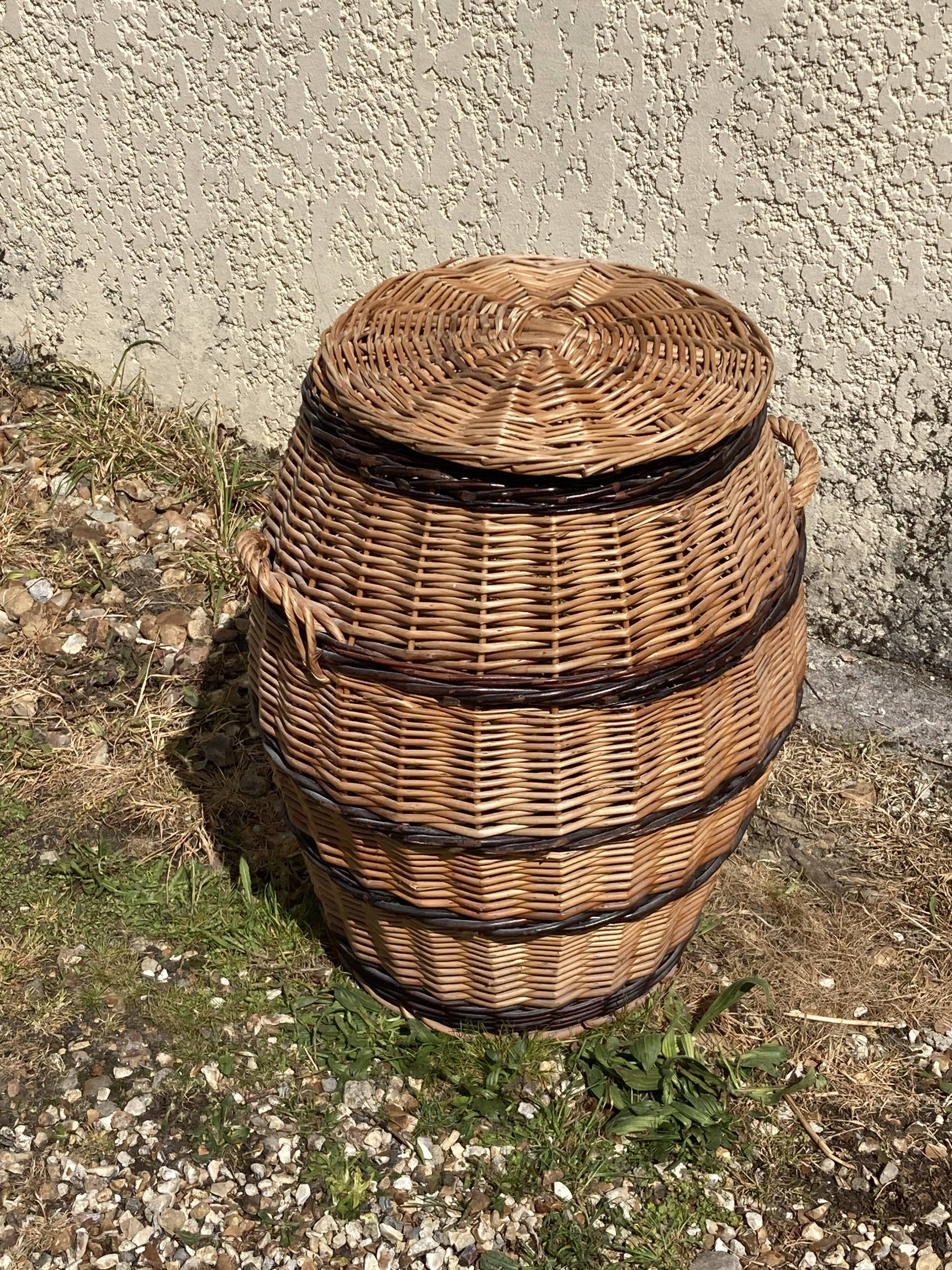 Wicker basket
