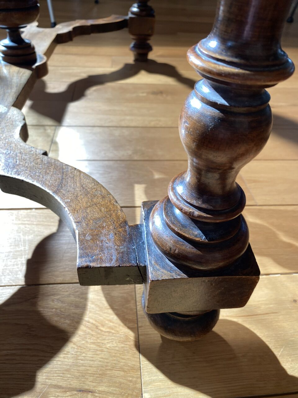 Louis XVIII style table, late 19th century