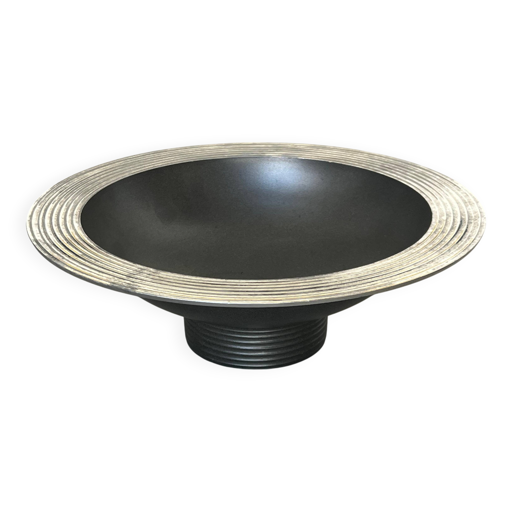 Centerpiece metal art deco fruit bowl, center table, accessory for styling