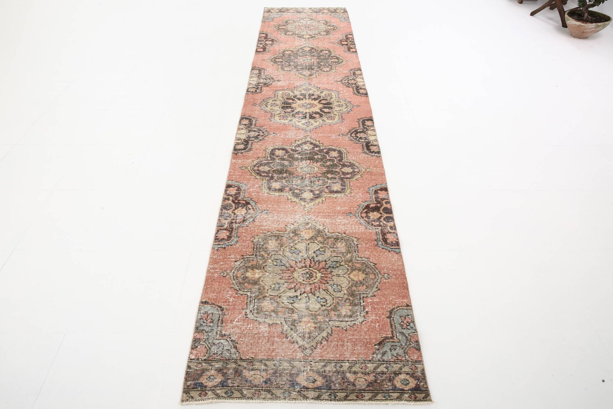 3x13 Pale Red Vintage Runner Rug, 85x388Cm