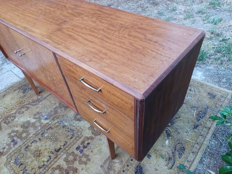 Vintage Scandinavian style sideboard in elm from the 1960s - Low buffet
