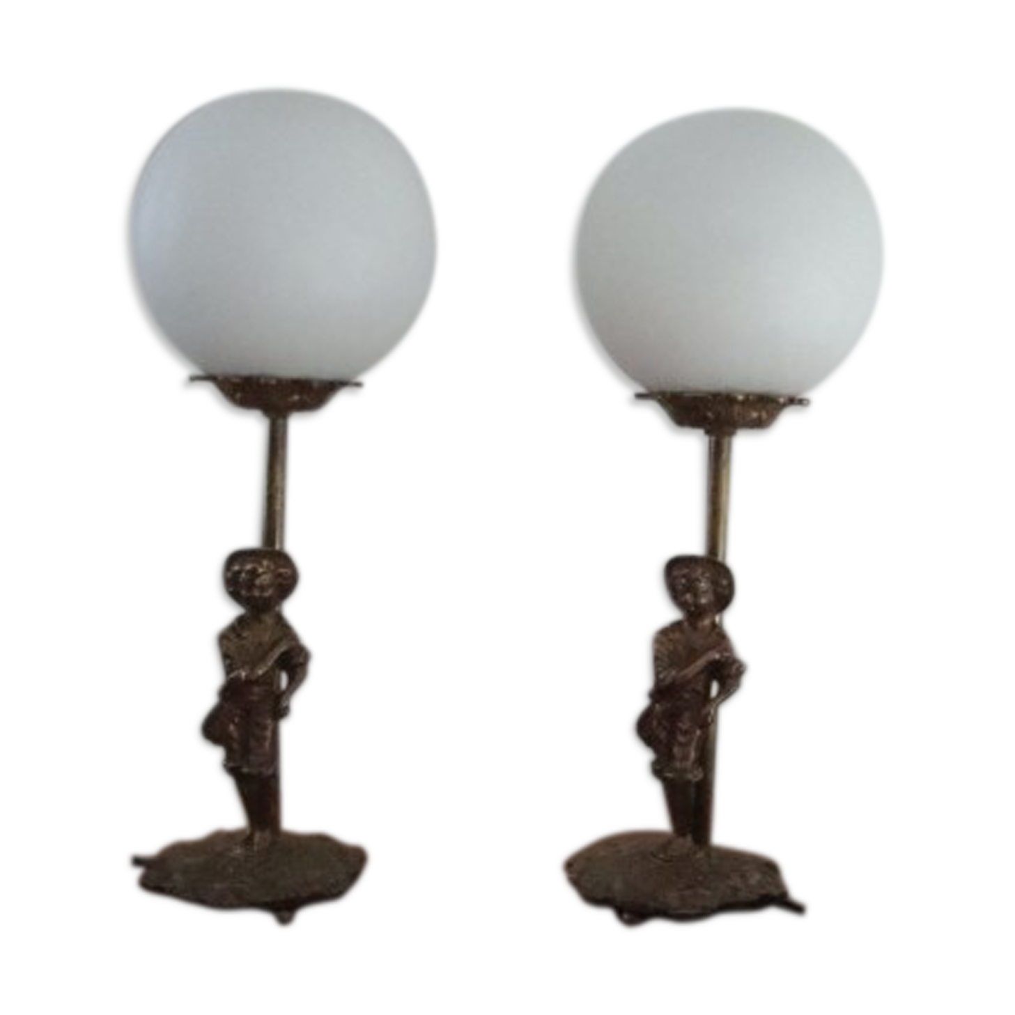 Pair of art deco lamps in gilded bronze