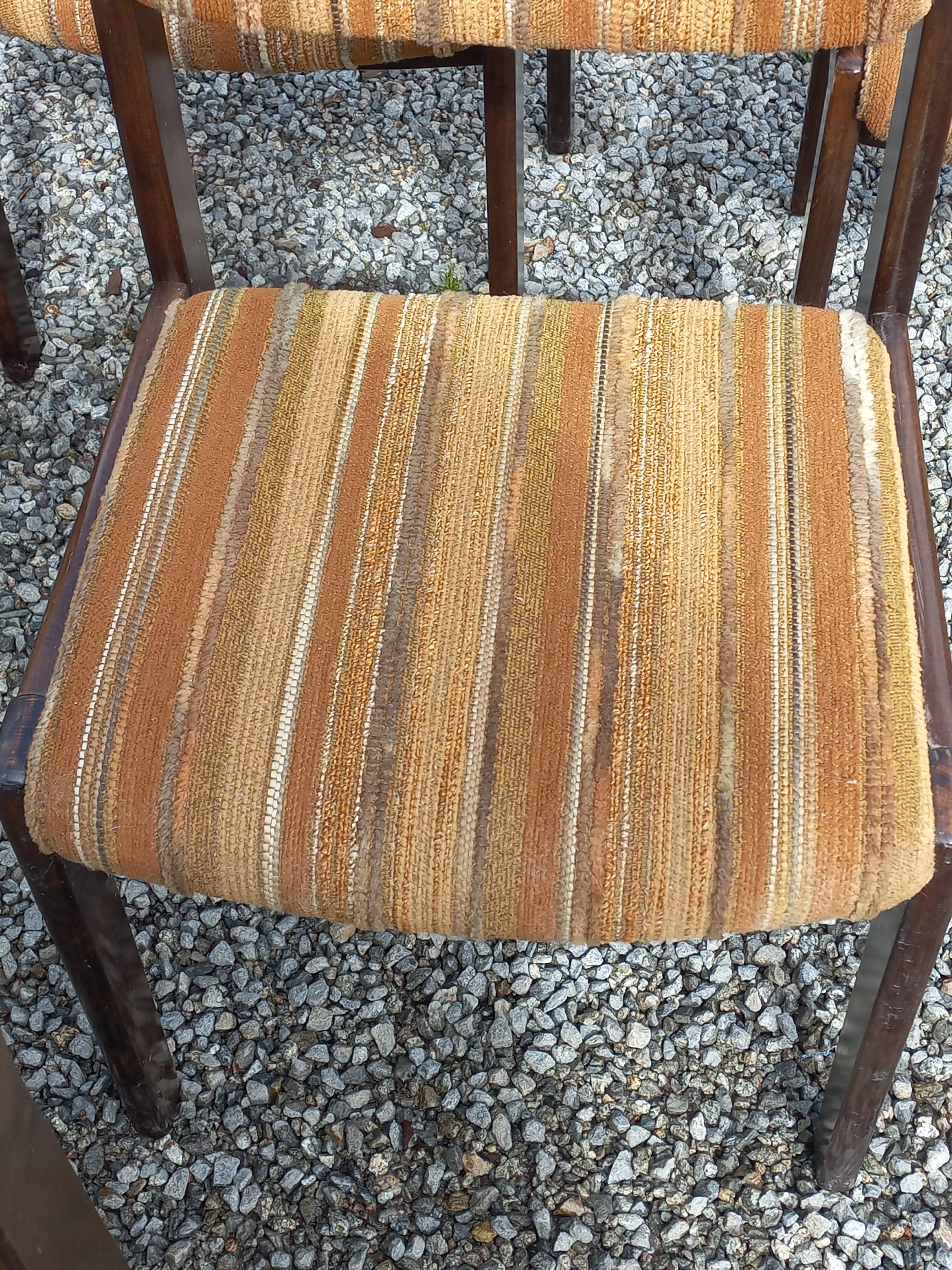 Set of 6 designer chairs from the 1970s.