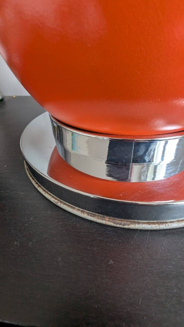 Pied de lampe ''Monteuse'' Delmas
