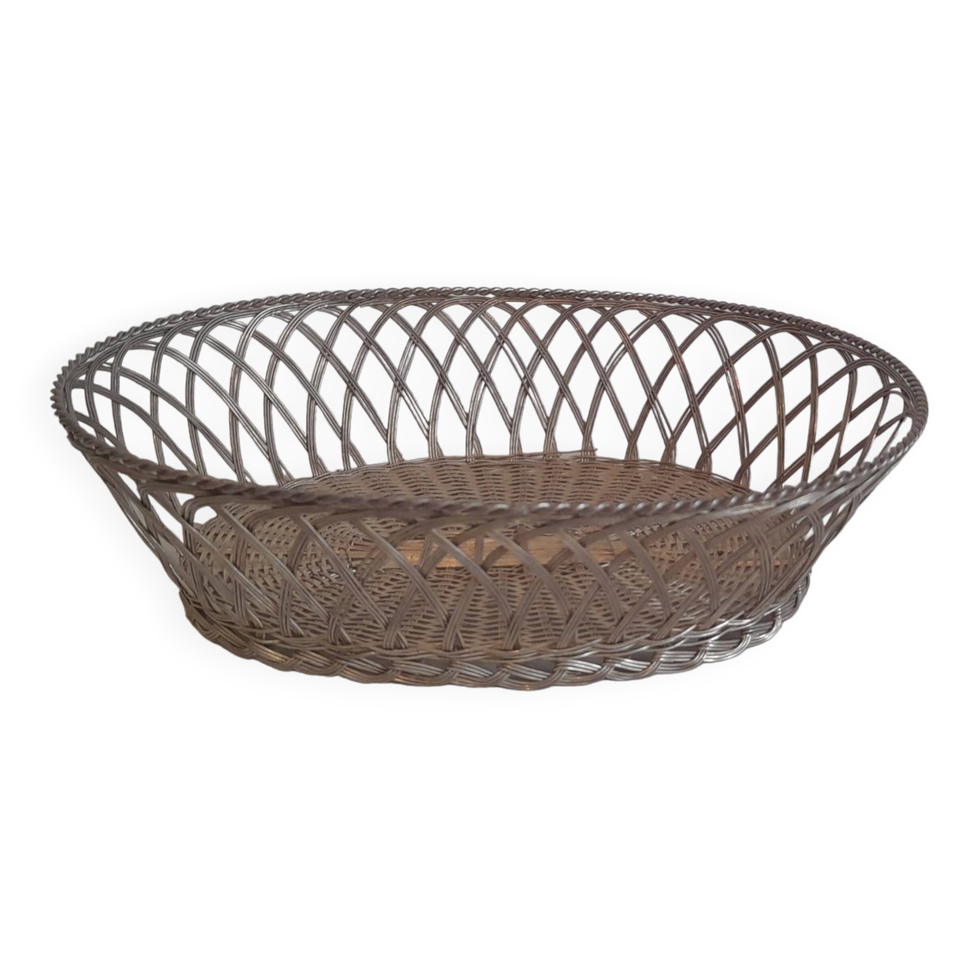 Braided metal basket