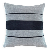 Coussin à rayures tissées