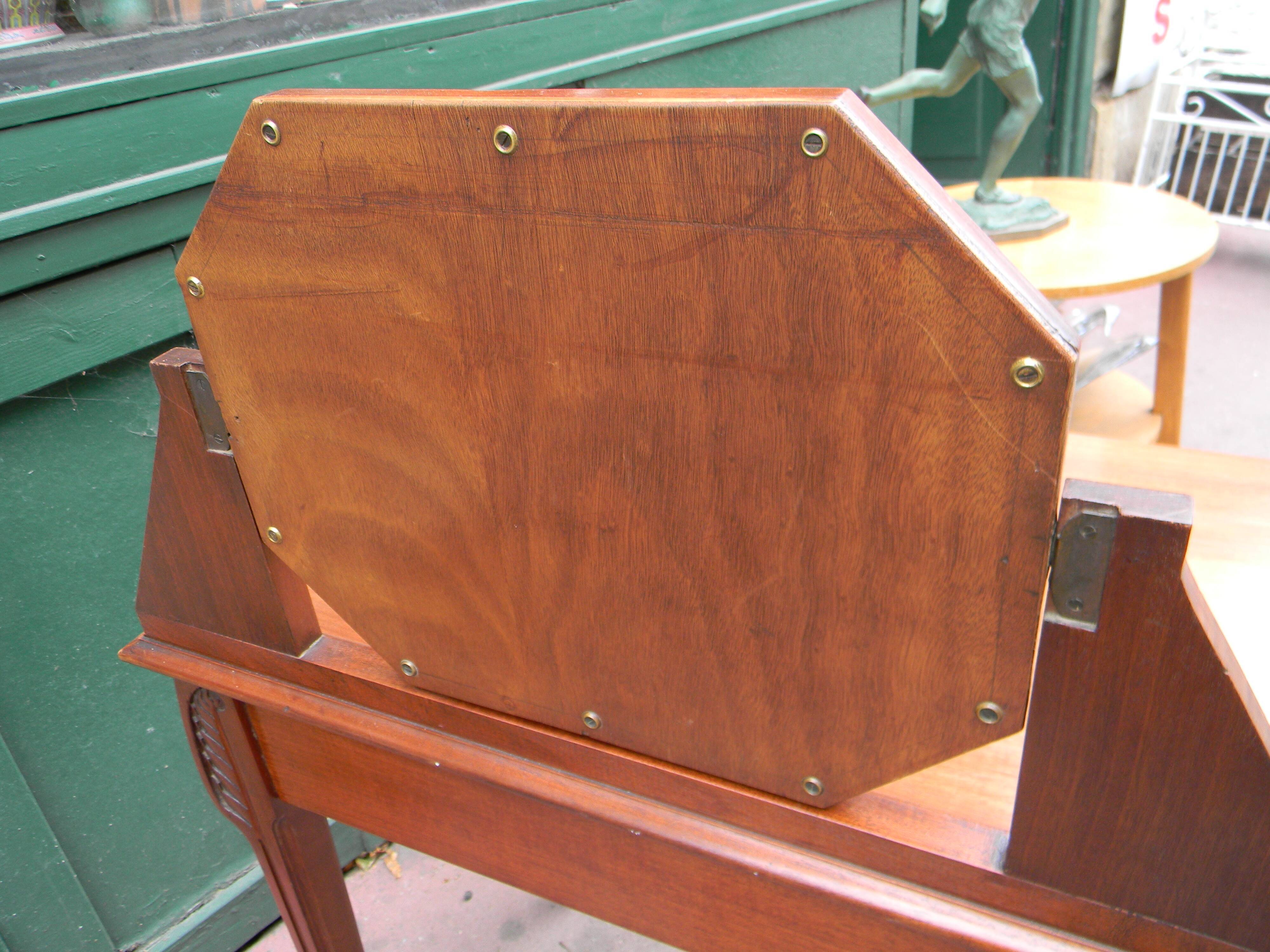 Louis Majorelle Art Deco dressing table in Mahogany