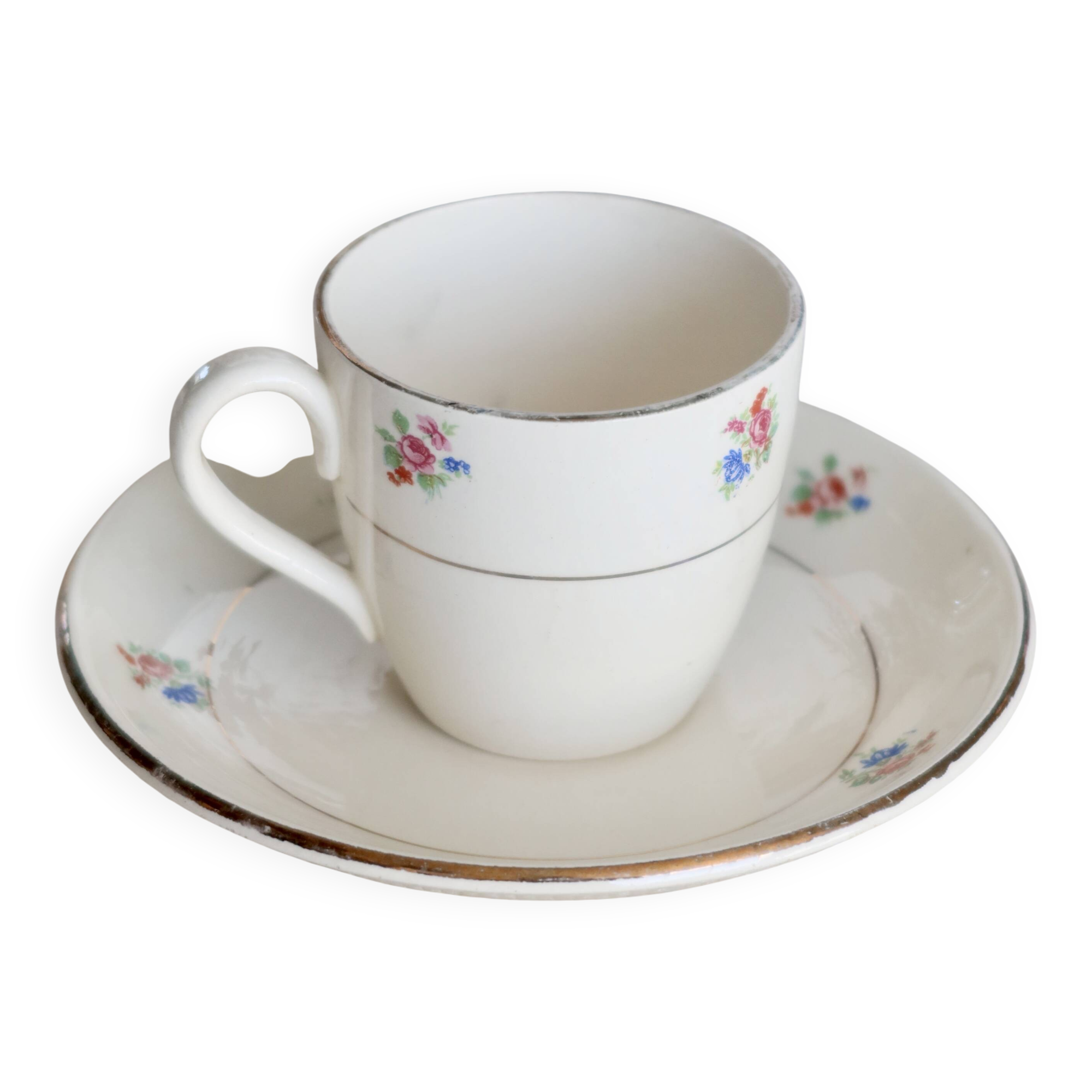 Vintage Sarreguemines earthenware cup and saucer – Floral decoration