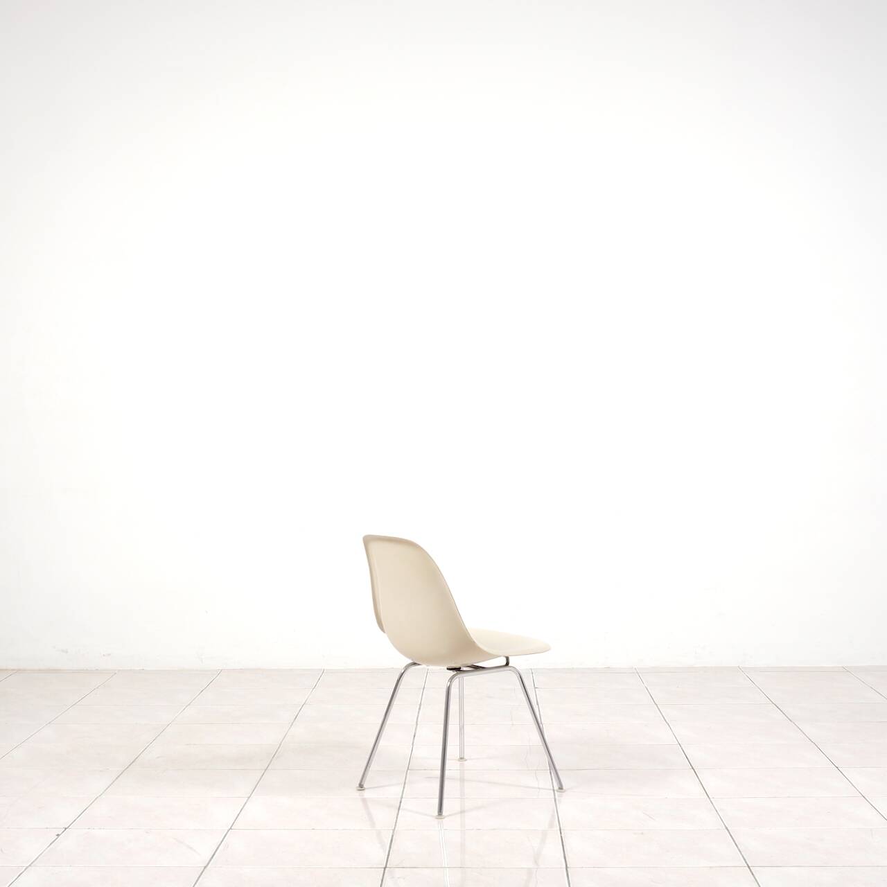 Ensemble de 4 chaises Eames en fibre de verre avec base en H pour Fehlbaum par Herman Miller