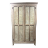 Armoire parisienne en bois brut