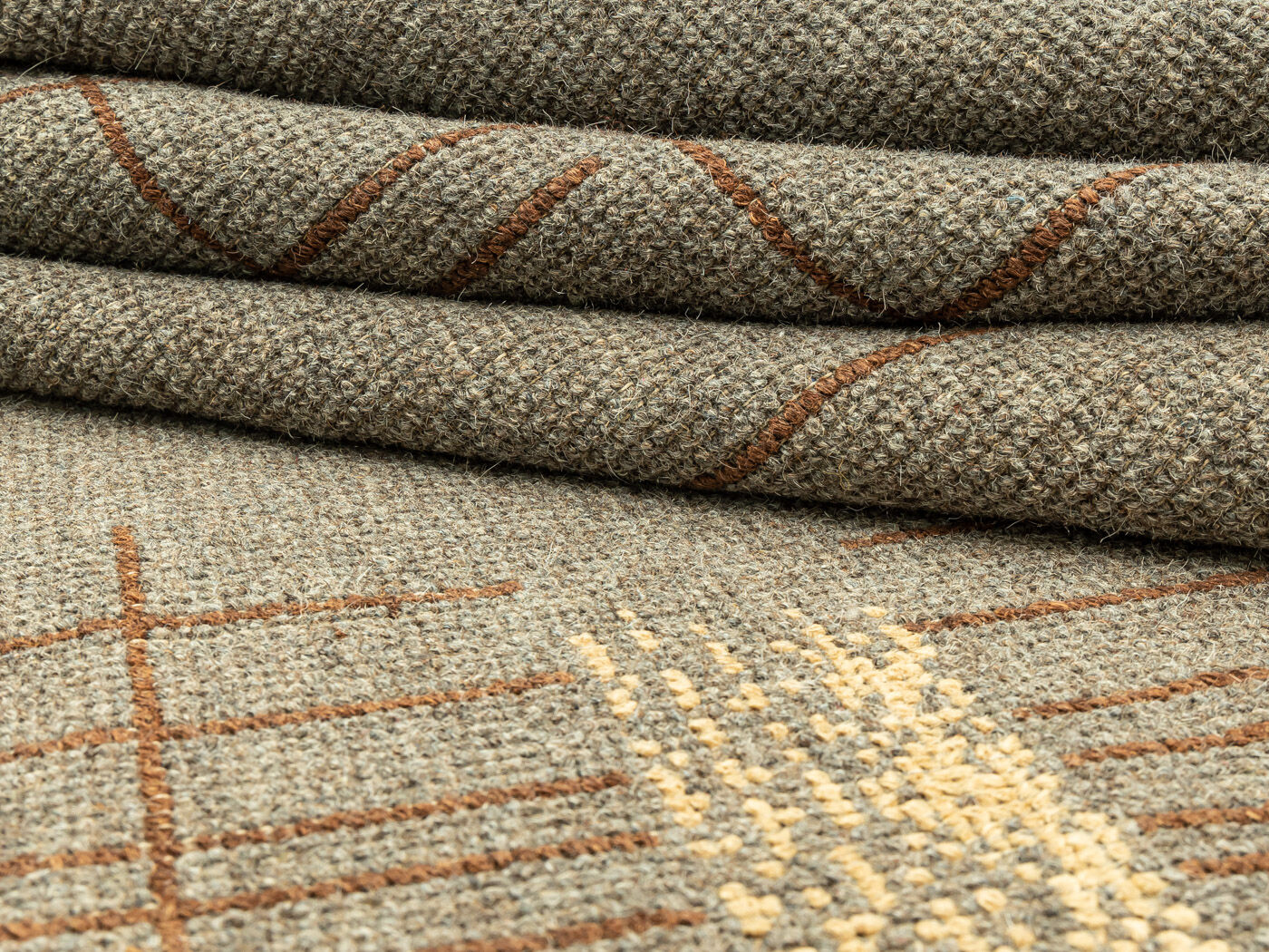 1960s carpet, 238 x 330