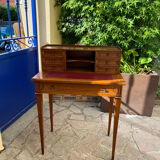 Small office old happiness of the day