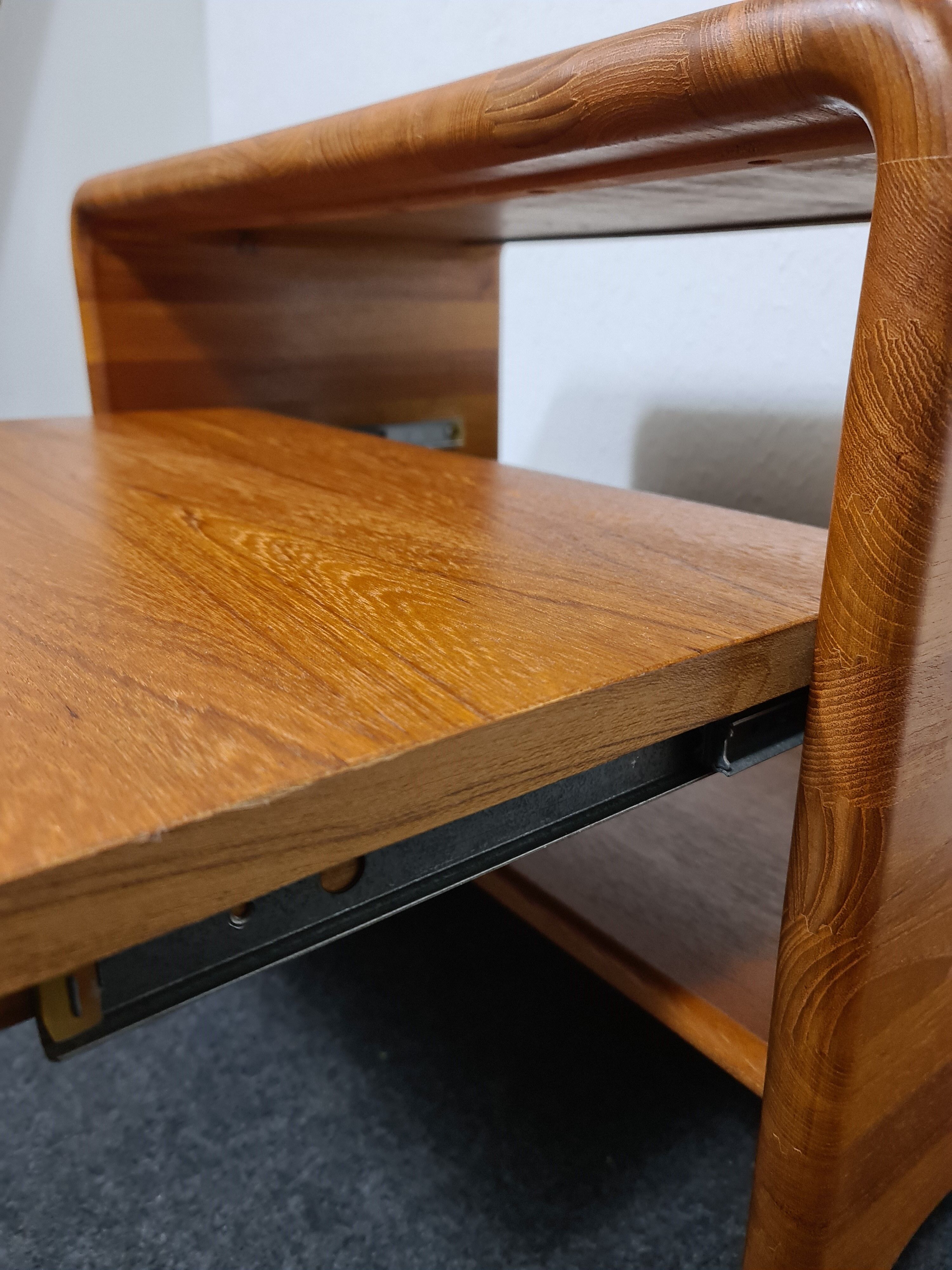 Vintage teak Danish design audio/tea or trolley by Hornbaer Mobilfabrik