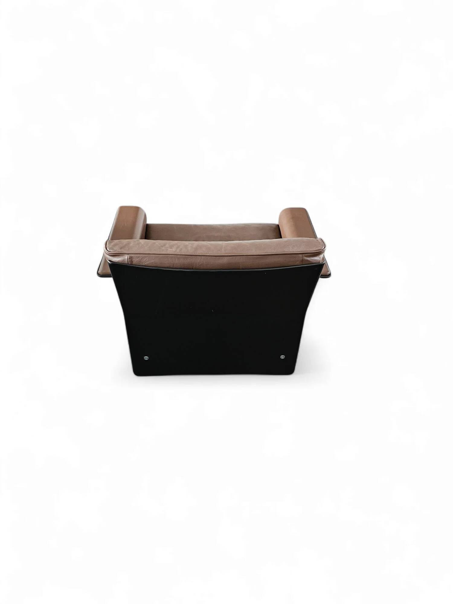 2 x Black shell & brown leather 620 chair programme lounge chair by Dieter Rams for Vitsoe, 1980s, top condition