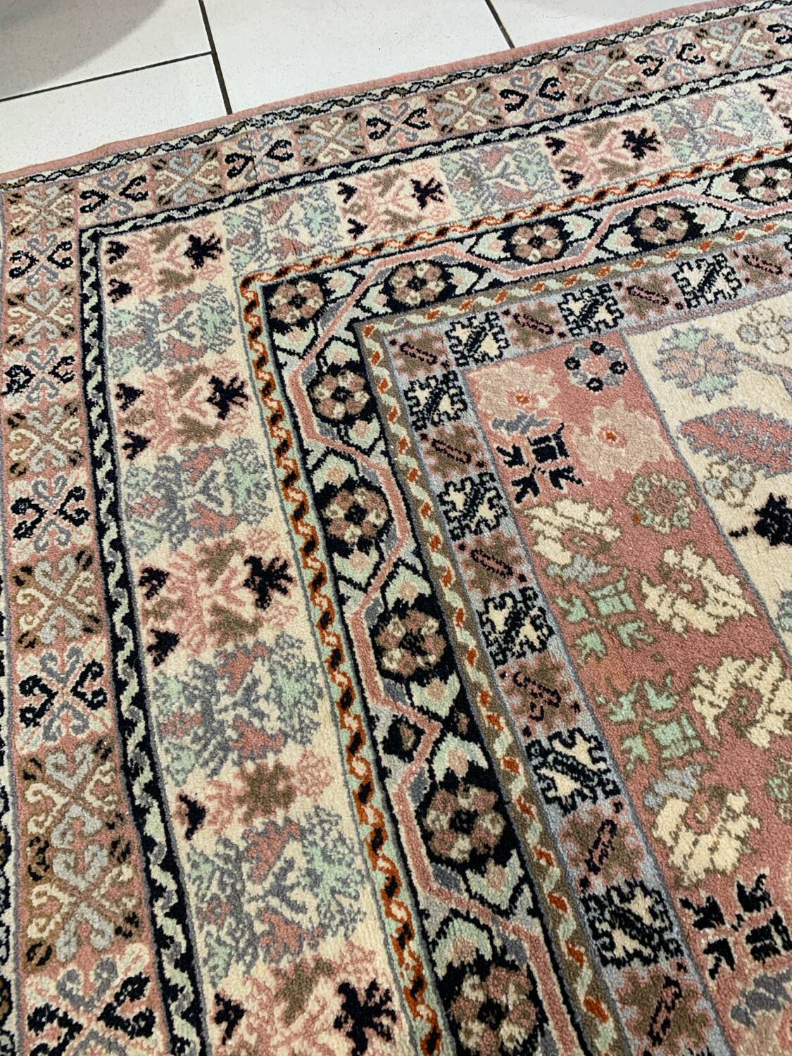 Vintage Persian Oriental Wool Rug