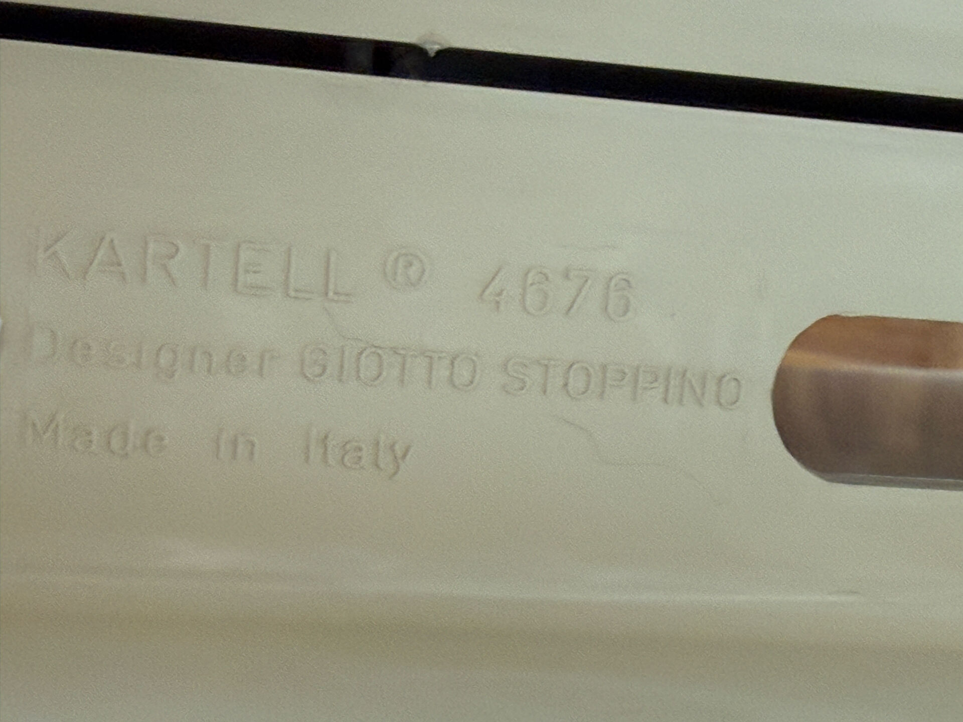 Kartell Giotto Stoppino magazine rack