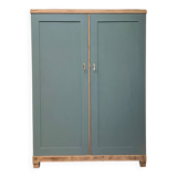 Wardrobe with two wardrobe compartments and drawers