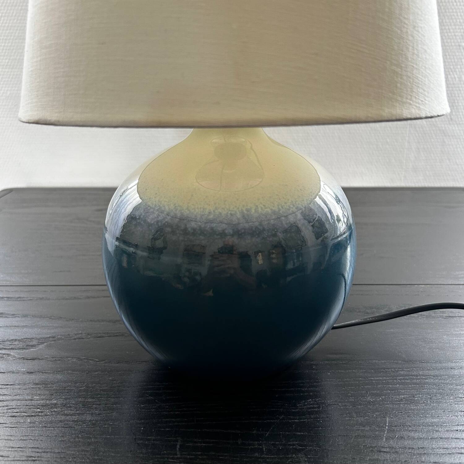 Blue ceramic ball lamp