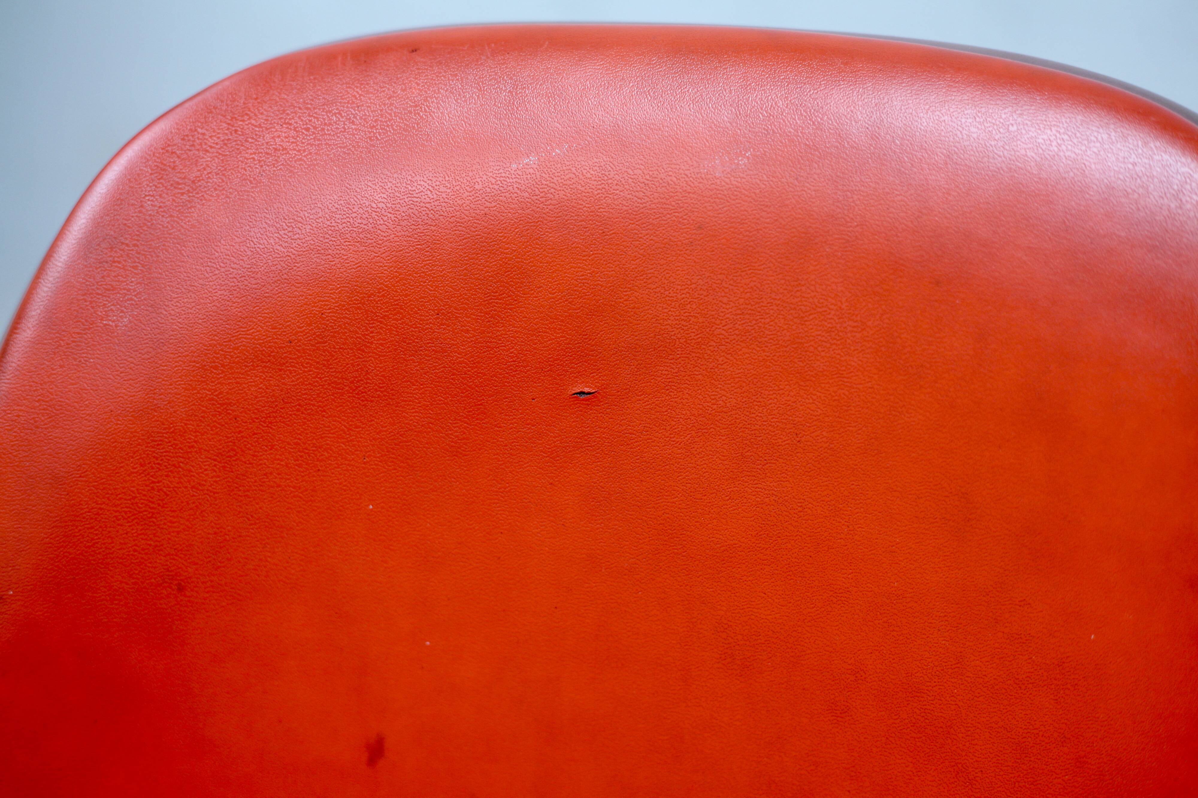 Ray & Charles Eames, Herman Miller edition, set of 4 orange chairs. Circa 1960