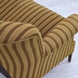 1960s, 3-seater Danish sofa, green furniture wool, original condition.