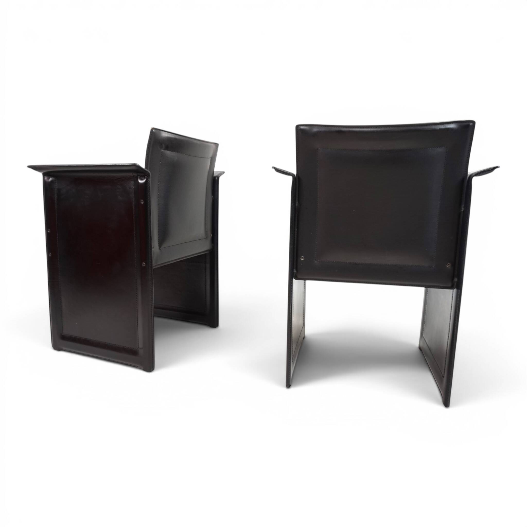2 chaises en cuir noir Arrben Solaria par Tito Agnoli, 1970