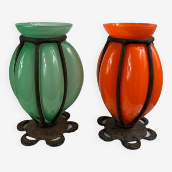 Paire de vases enchâssés